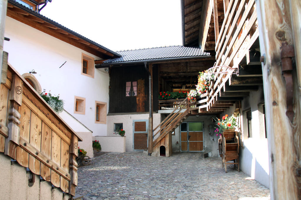 Zu Schgagul Villa กัสเตลรอตโต ภายนอก รูปภาพ